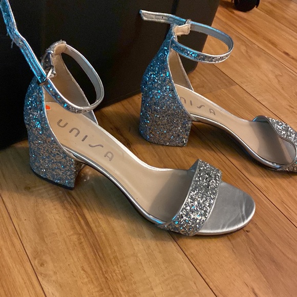 Unisa silver sequin striped heels - Picture 3 of 4